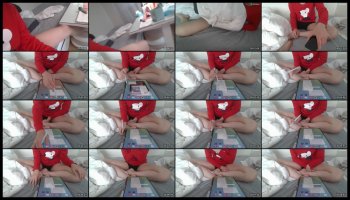 Cockoroach3333 — 9 minute Stripchat female cam video clip, 720p, Aug 17, 2026